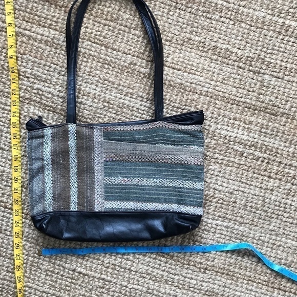 BRIXTON Vancouver handbag purse with woven fabric. - Picture 5 of 9